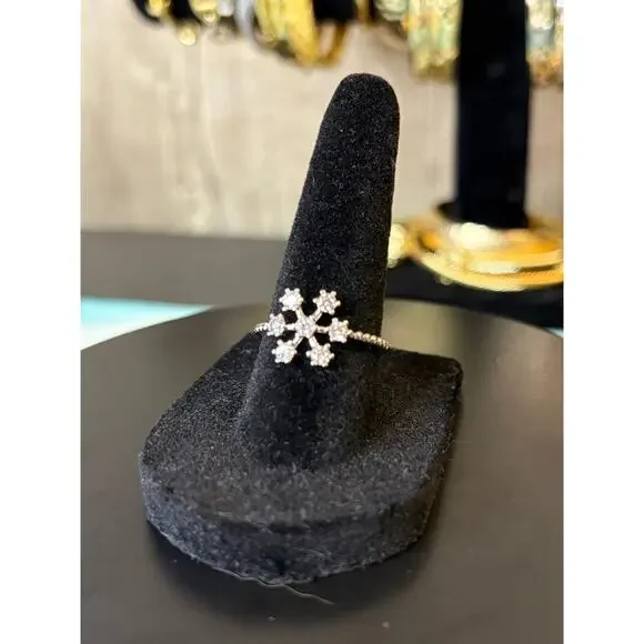 NEW Sz 6 3/4 - .45CT Moissanite Snowflake Silver Ring w/ GRA - Picture 3 of 7